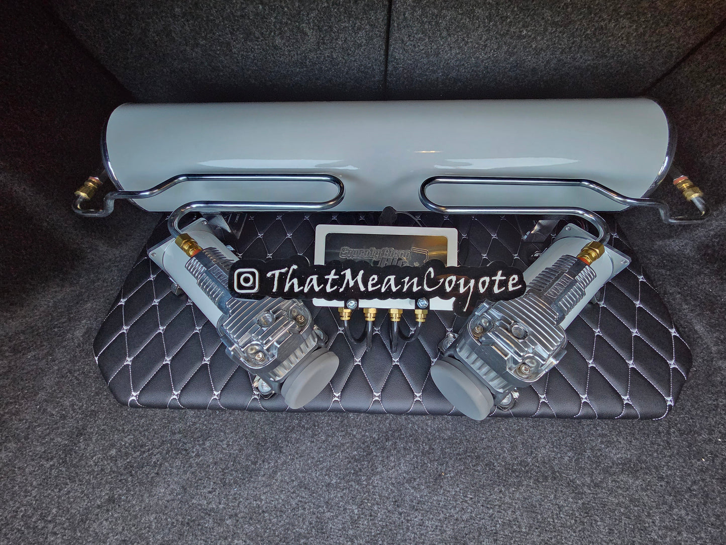 SqueakyClean SPro Digital Air Management Kit with Dual Compressors and Tank.