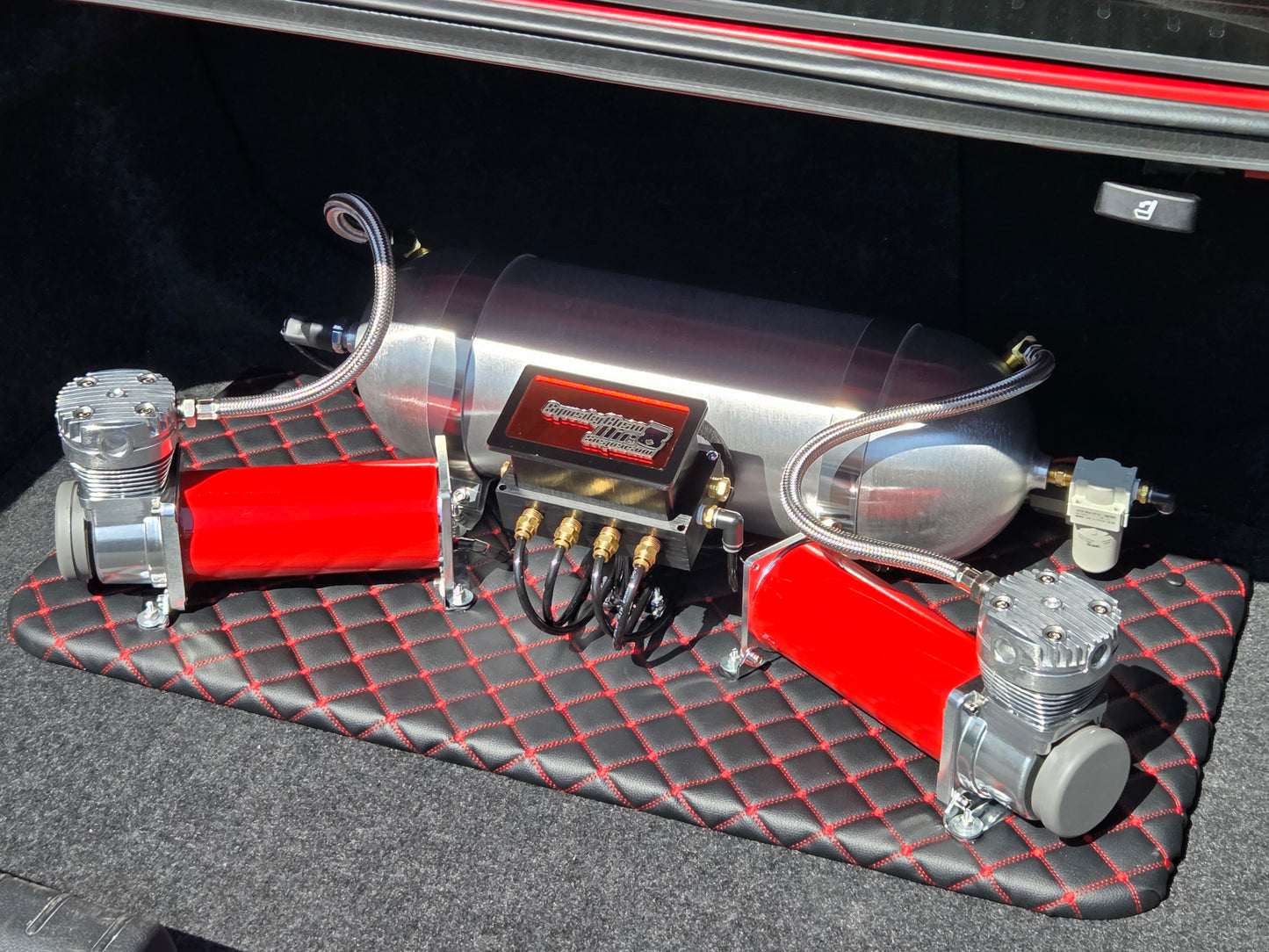 SqueakyClean Air SQpro5 Digital Management Kit with Dual Compressors and Tank.