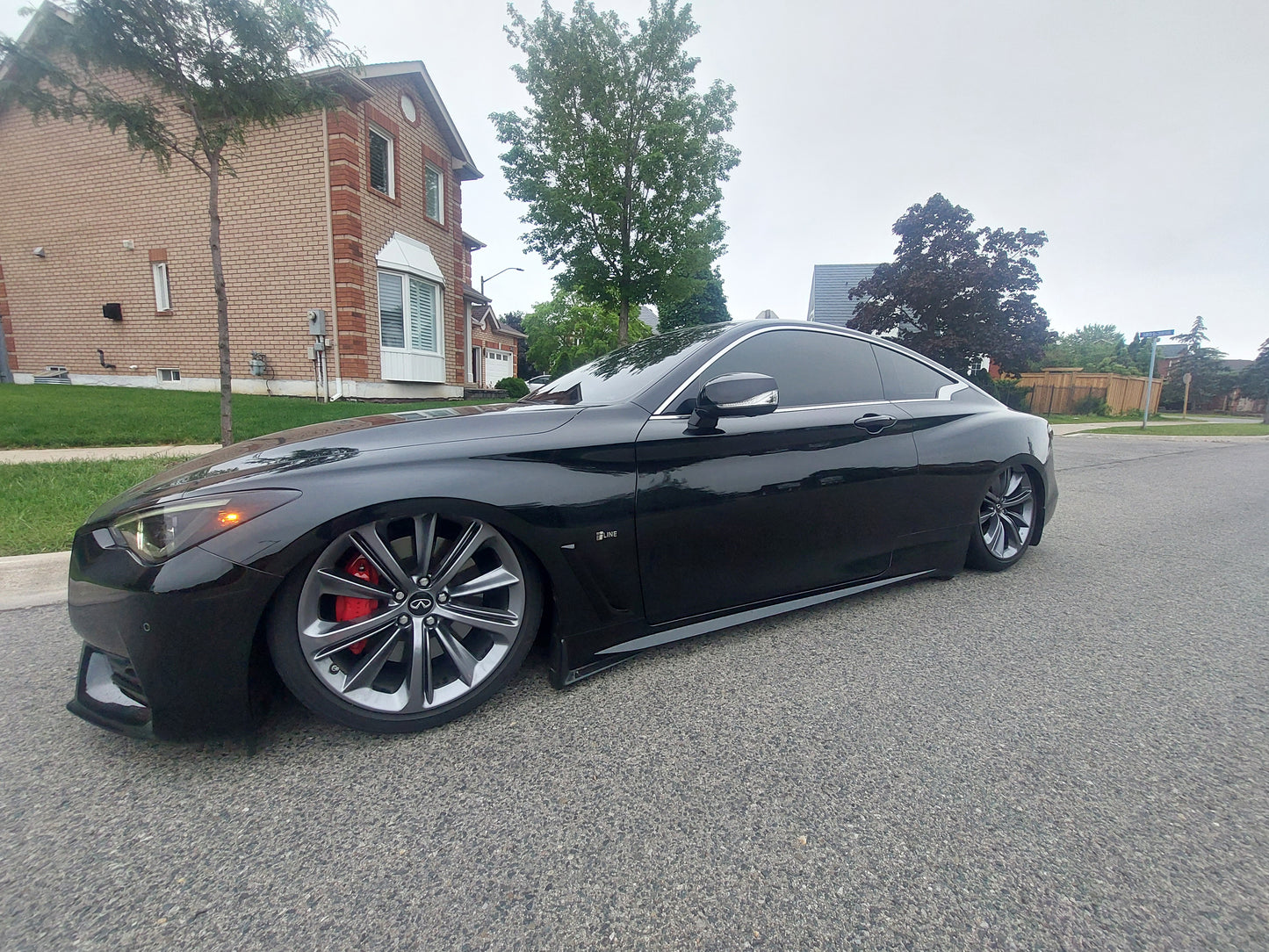 INFINITI High Performance Air Struts