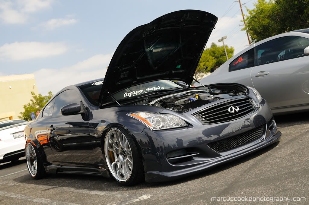 INFINITI High Performance Air Struts